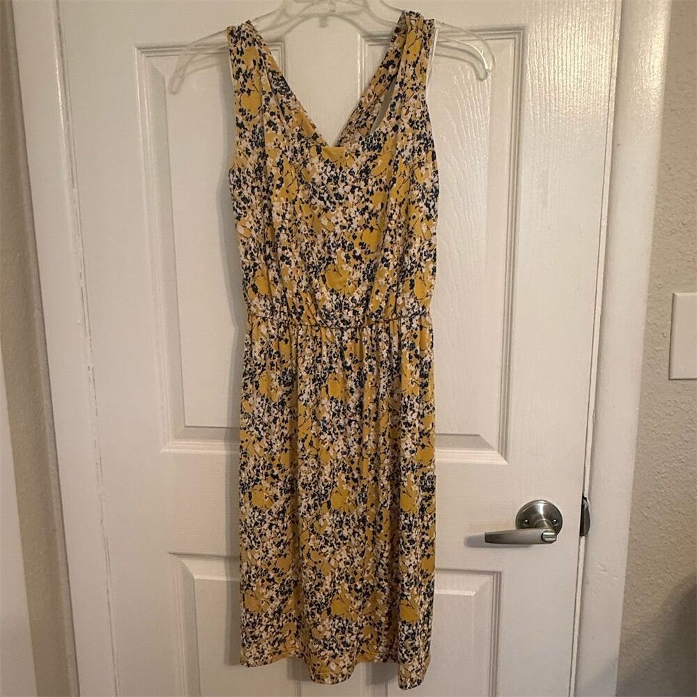 Kayleigh Women's M Yellow Floral Knee Length Cocktail Dress Crisscross Back